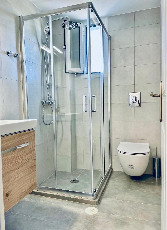 Troumpas Family Rooms & Apartments Леонидион Экстерьер фото